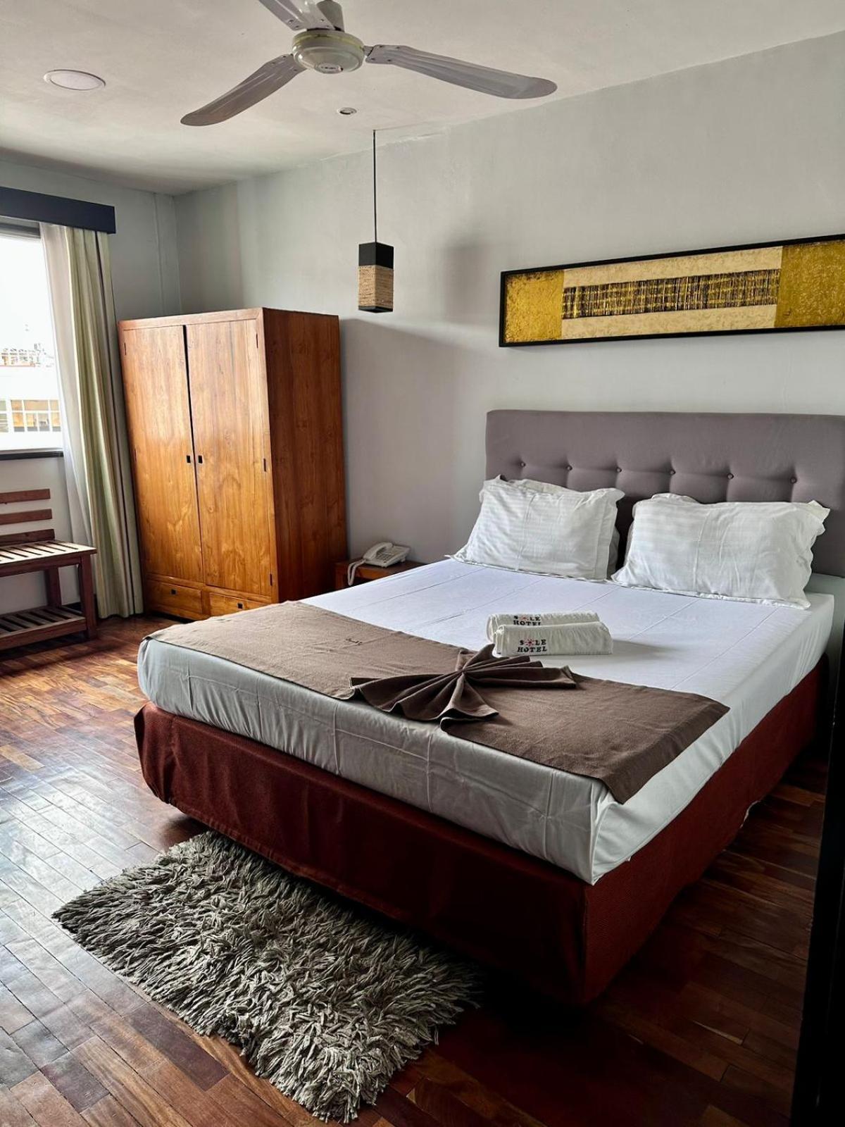 Sole Hotel Antananarivo Exterior foto